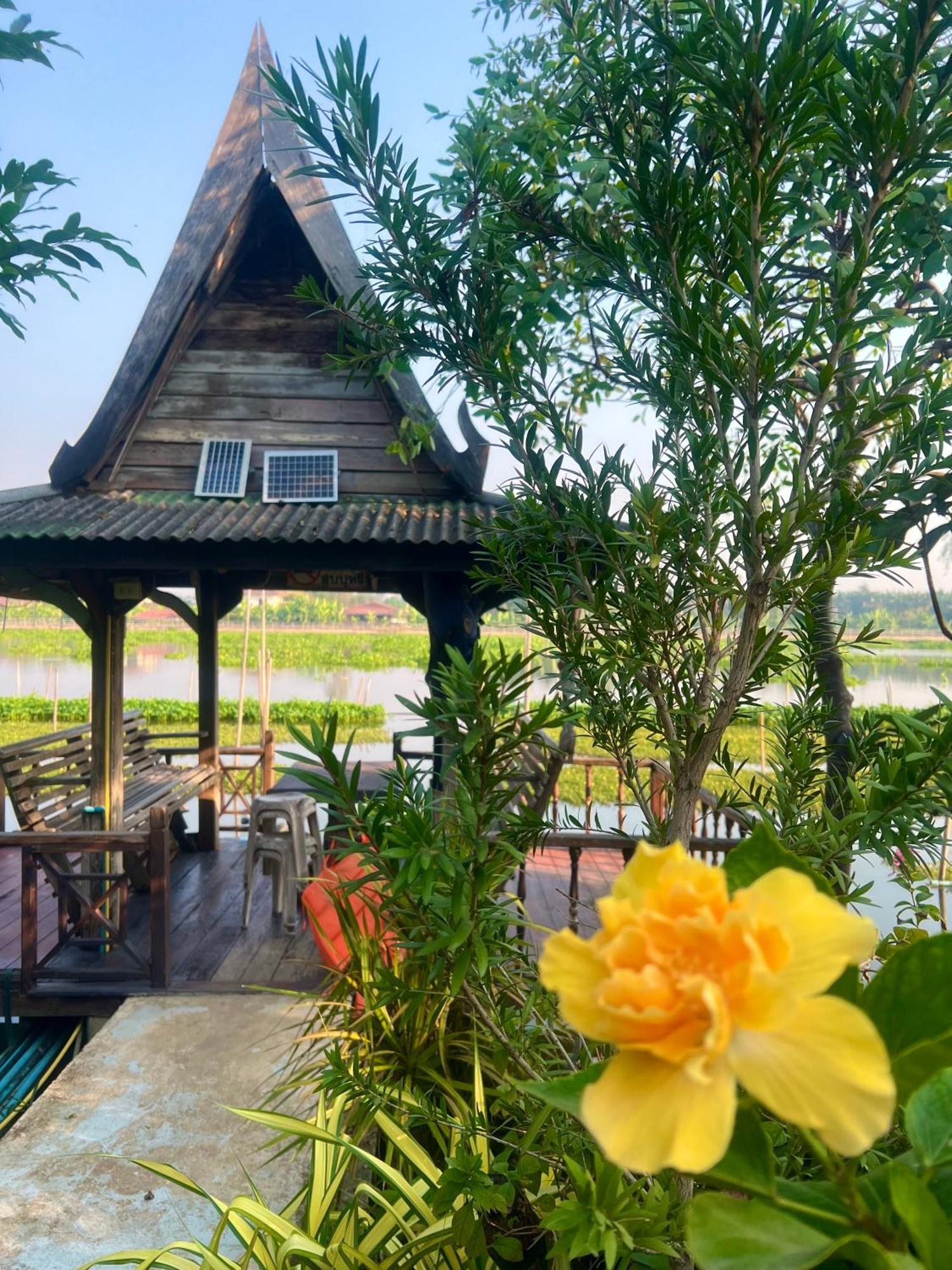 Mrt Riverside Sampran มิสเตอร์ที โฮมสเตย์-ช้องนาง Esterno foto